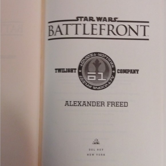 Star Wars Battlefront hardback book - Picture 6 of 8